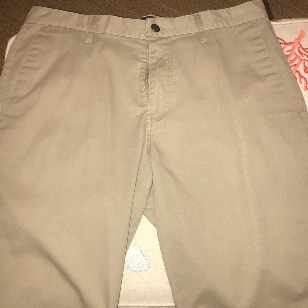 Khaki Volcom shorts